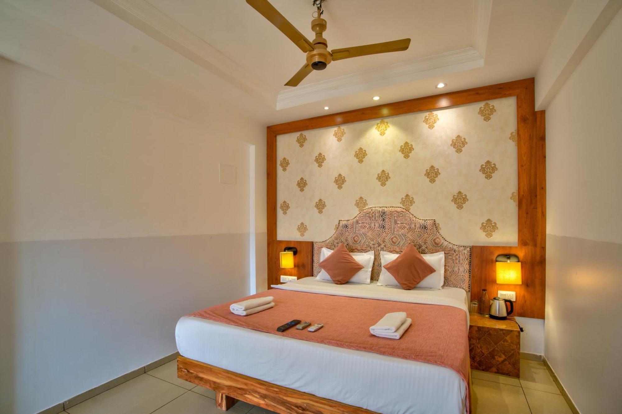 Hotel Sea Sapphire ,Калангуте Екстериор снимка